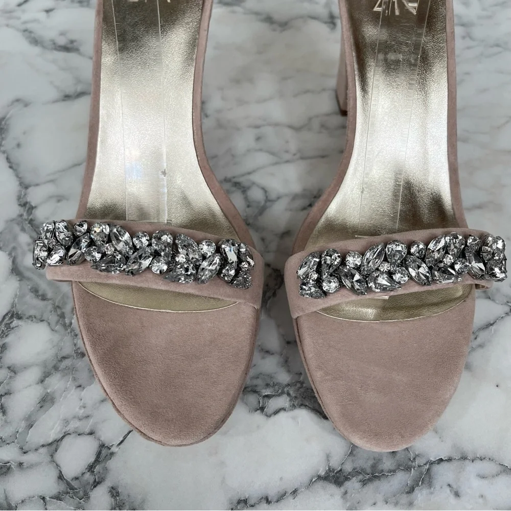 Naturalizer Cassano Blush Pink Suede Heels Comfortable Romantic Wedding Size 11